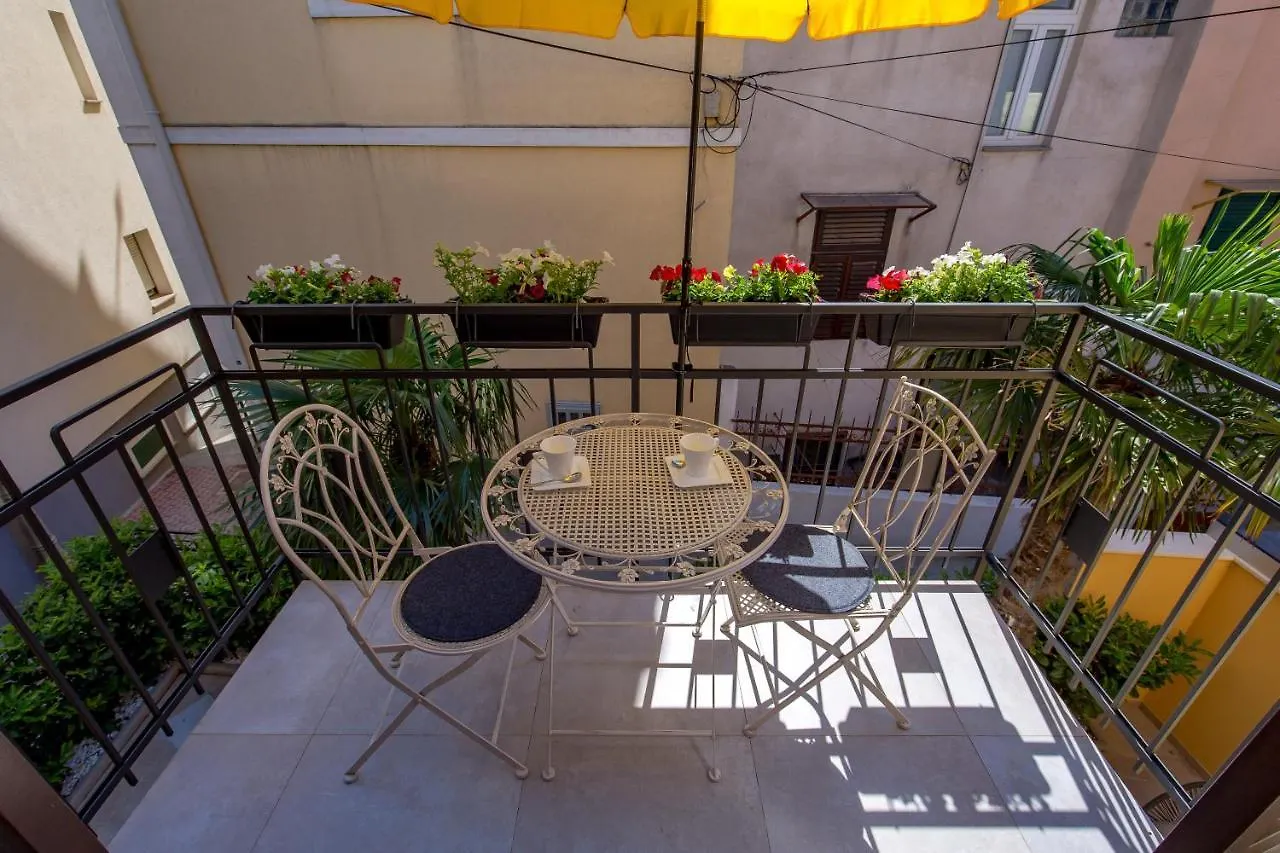 Apartmani Dogas Crikvenica 0*,  Kroatien