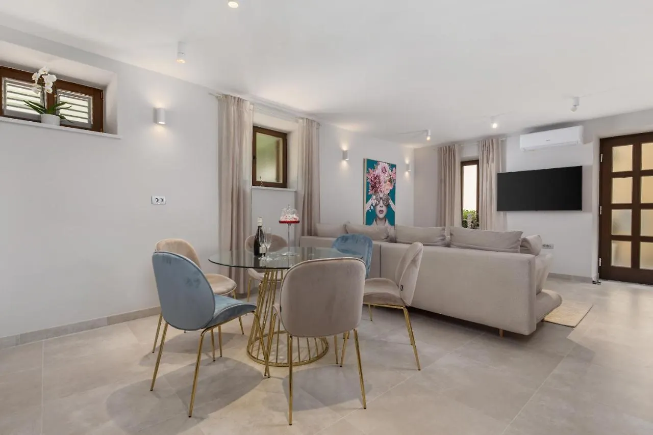 Apartment Apartmani Dogas Crikvenica